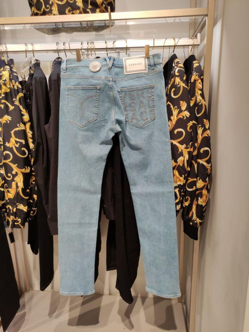 versace范思哲男士新款牛仔裤水洗蓝手感厚实硬朗现货30码