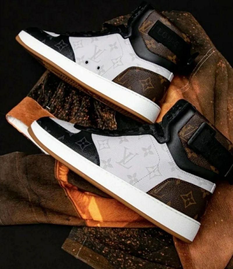 现货lv高帮运动鞋rivoli系列休闲鞋