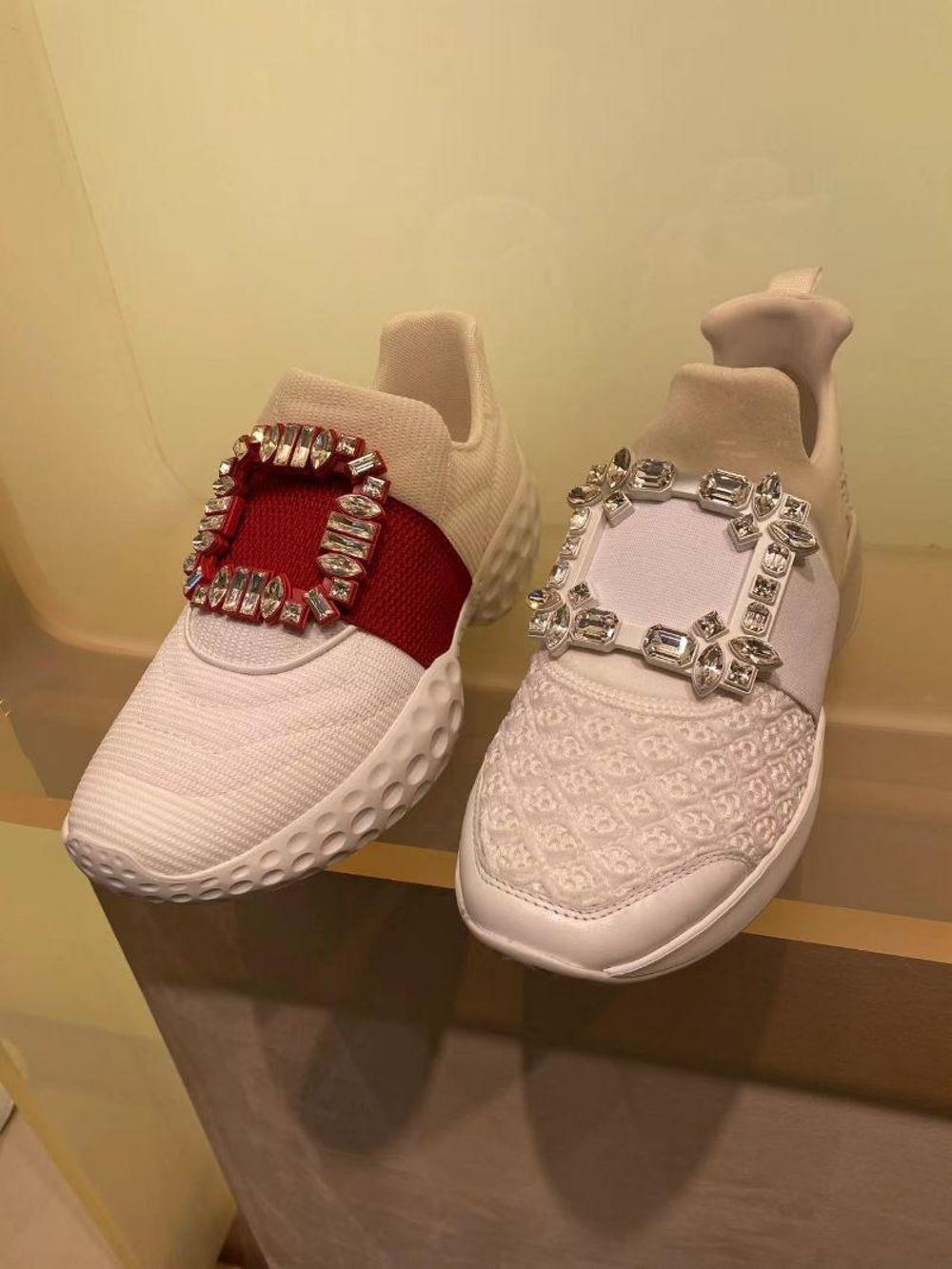 rv专柜折扣价女款方扣老爹鞋休闲鞋多色可选