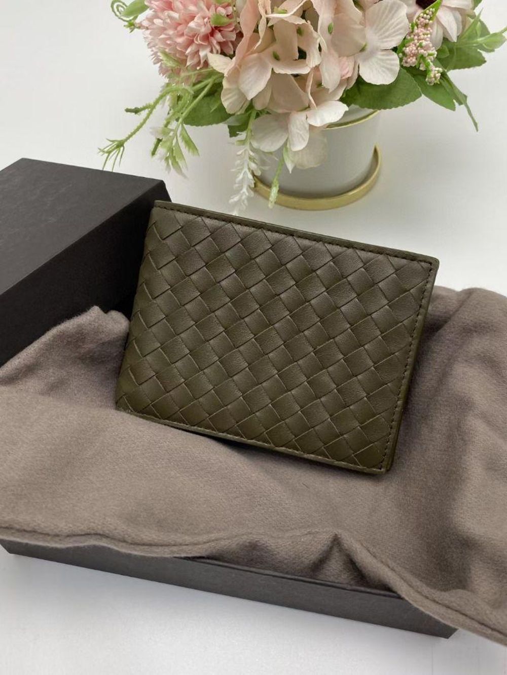 国现bottegaveneta葆蝶家男士橄榄绿折叠短款钱包